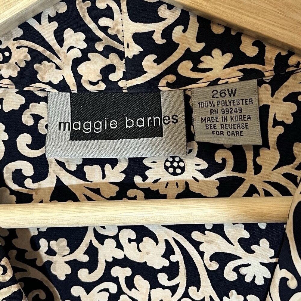 Maggie Barnes Women Blouse Shirt  26W Plus Size 3X Black Floral Button Top - Picture 3 of 9